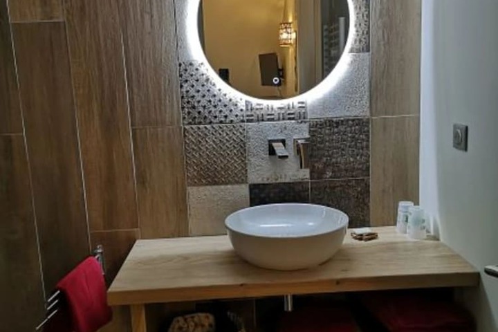 Room 40 of 51
