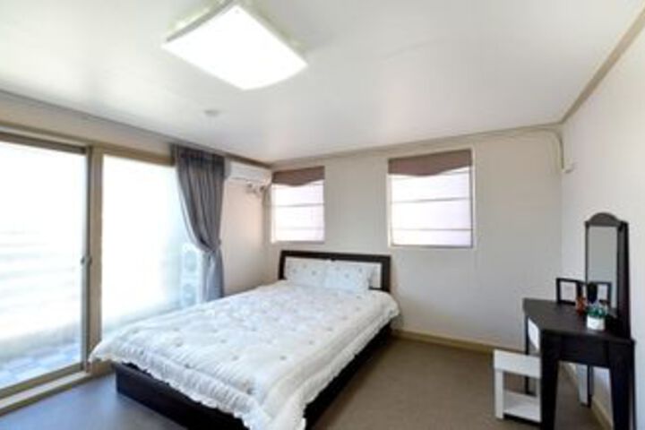 Hotel Suite Photo