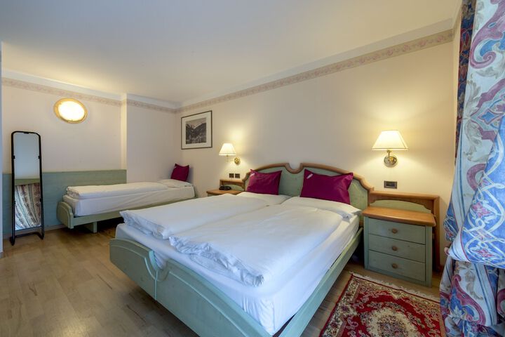 Room 15 of 91