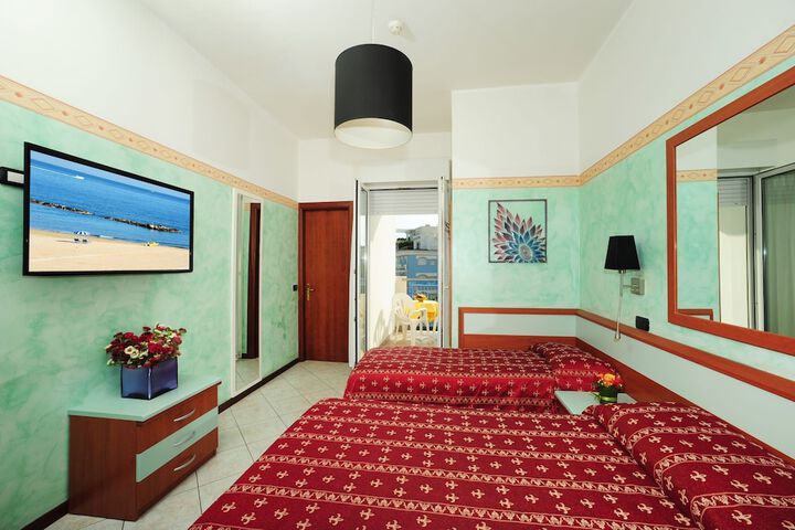 Room 14 of 53