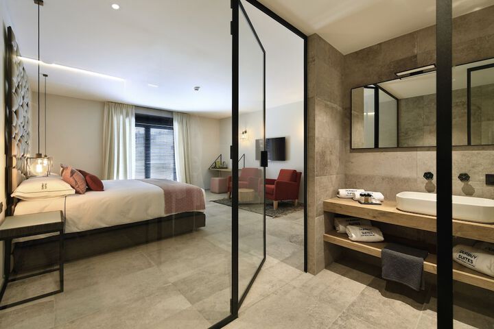 Room 39 of 68