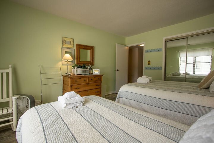 Room 32 of 36