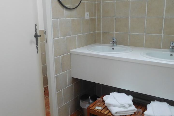 Room 15 of 20