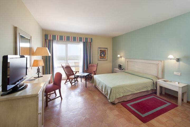 Room 21 of 48
