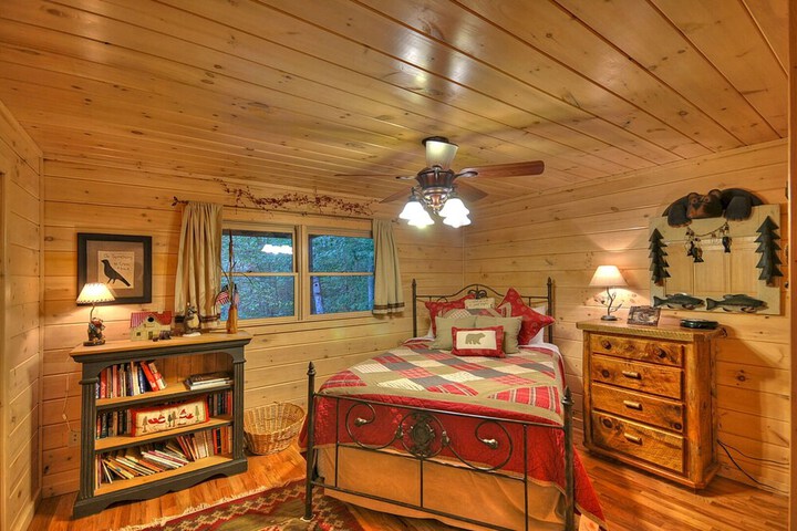 Room 3 of 4
