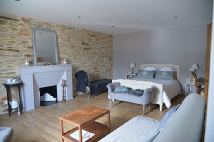 Room 15 of 17