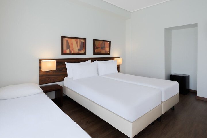 Room 47 of 135