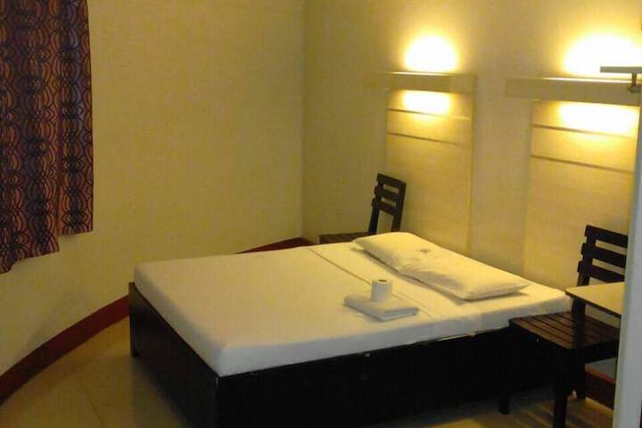 Room 50 of 94