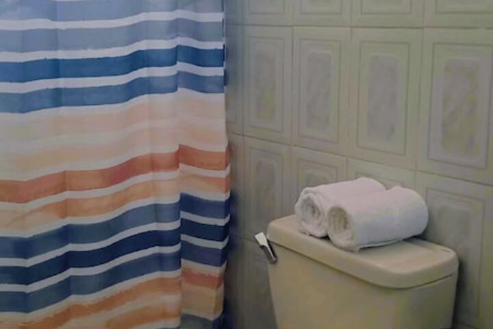 Room 37 of 38