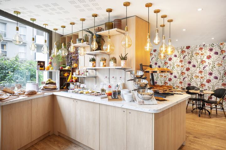 Breakfast buffet