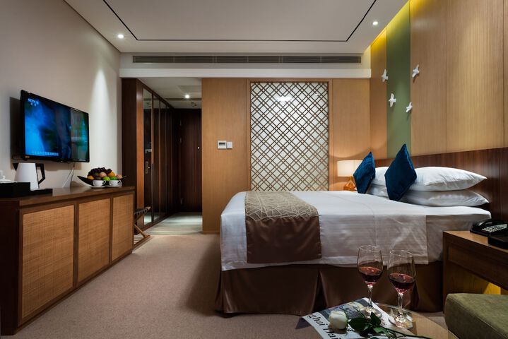 Room 5 of 31