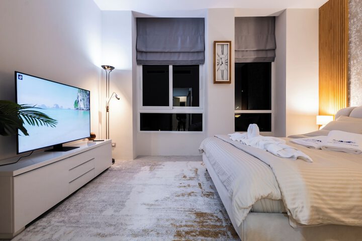 Room 41 of 213