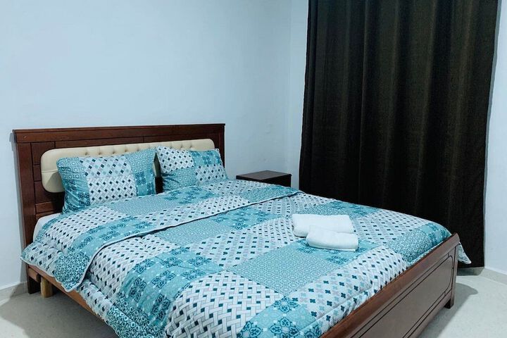Room 11 of 20