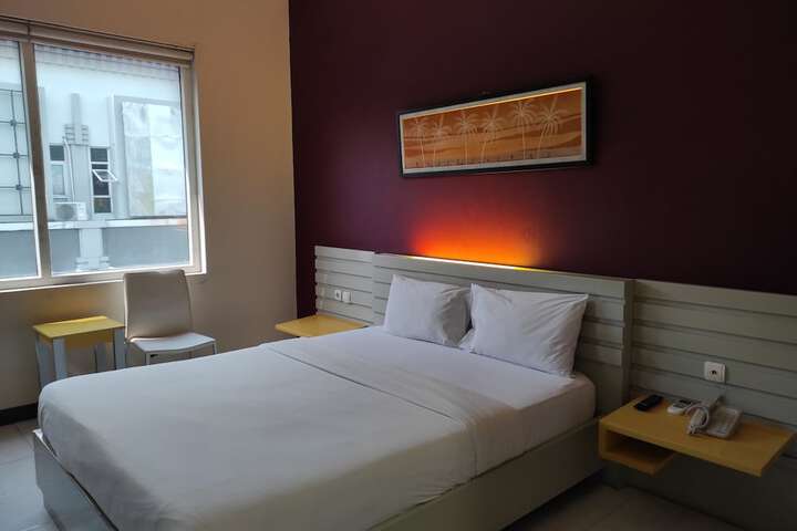 Room 4 of 22