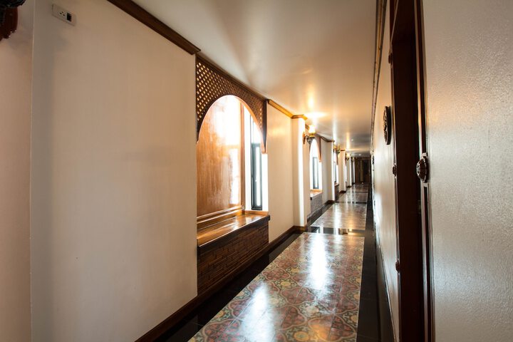 Ballroom/Hall 64 of 73