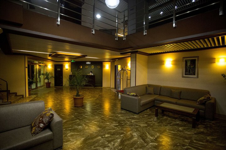 Hotel Interior 4 of 104