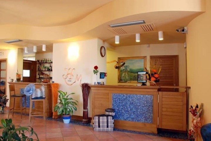 Guest Lobby