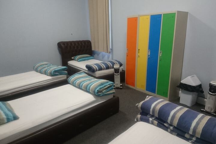 Room 19 of 68