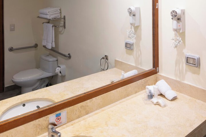 Room 4 of 57