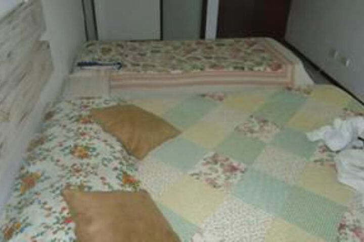 Room 17 of 36