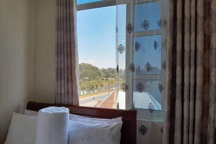 Room 40 of 74
