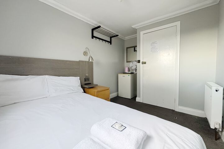 Room 47 of 85