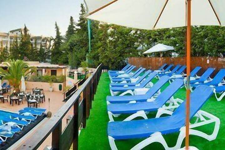 Sundeck 49 of 50