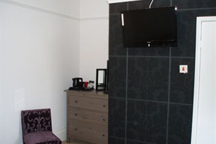 Room 17 of 20