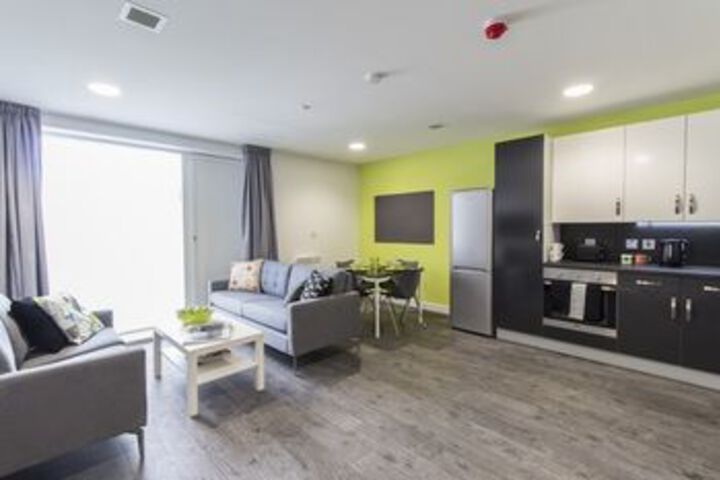 Room 16 of 19