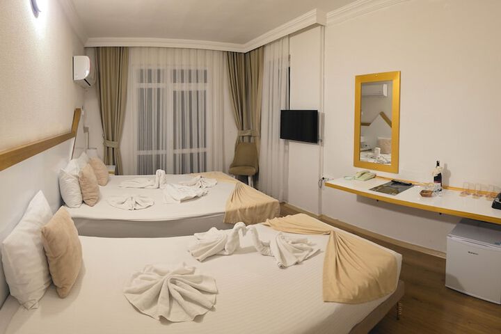 Room 19 of 107
