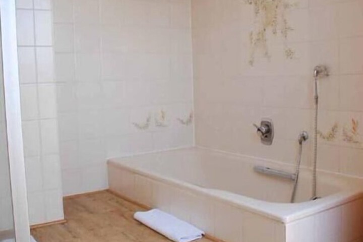 Bath Photo