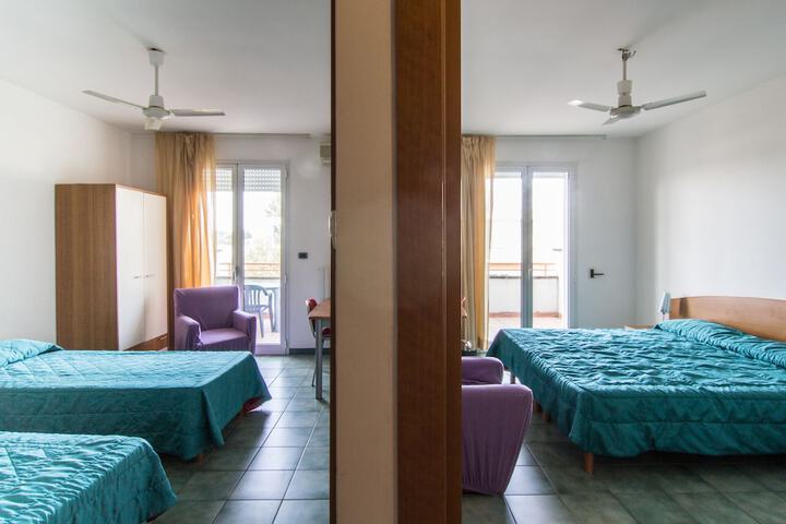 Room 19 of 49