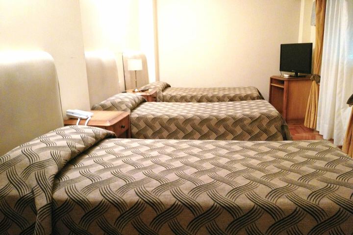 Room 15 of 36