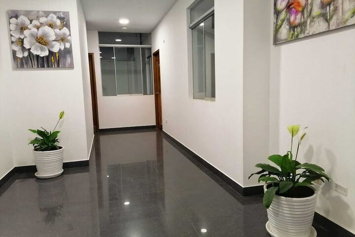 Room 7 of 11