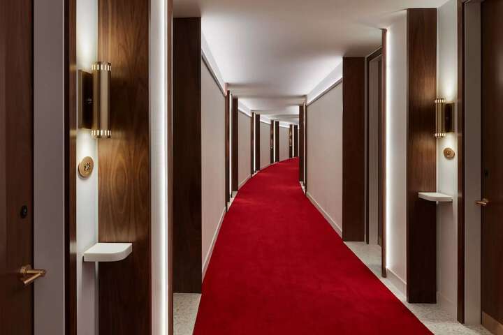 Room 4 of 28