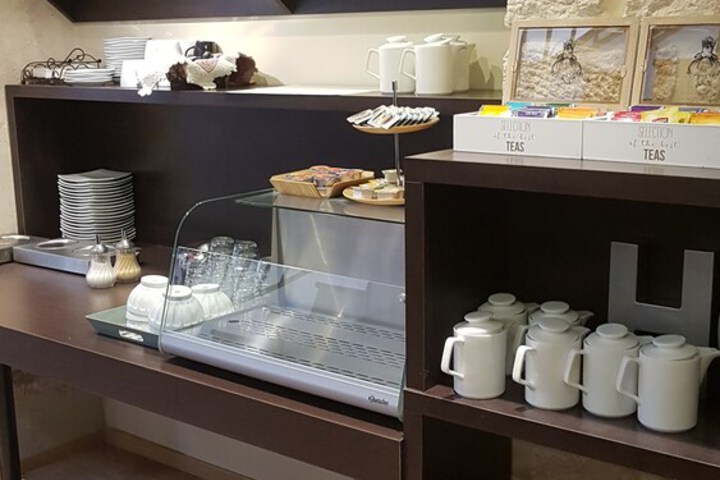 Breakfast/Coffee Service 33 of 37