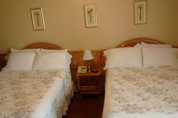Room 3 of 63