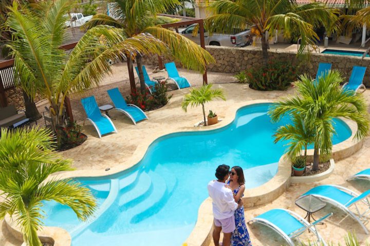 Exterior of Aqua Viva Suites