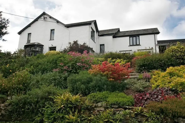 Luxurious Holiday Home at Skel With Fold With Lush Garden