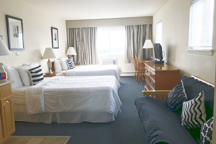 Pool View Room 2 Double Beds (24 of 27)