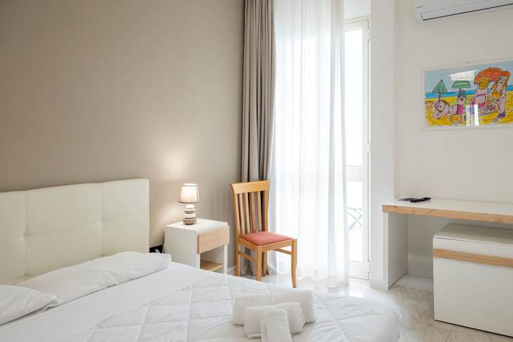 Room 8 of 49