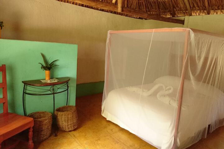 Room 4 of 31