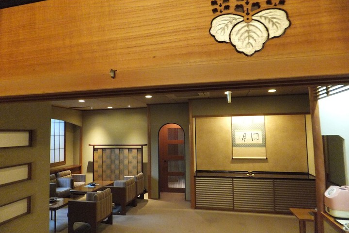 Lobby Entry