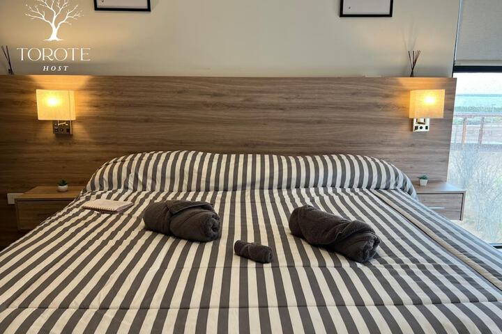 Room 2 of 90