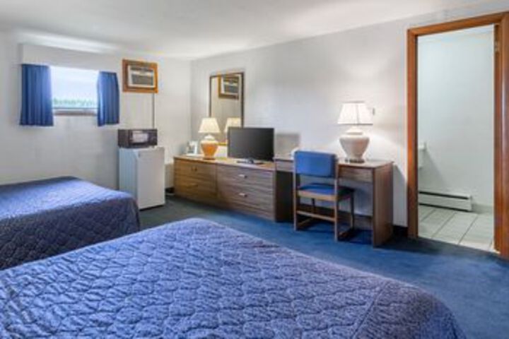 Room 33 of 44