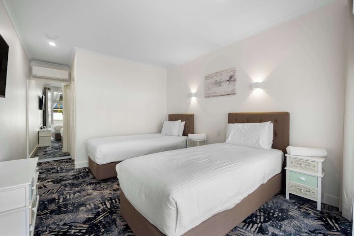 Room 20 of 68