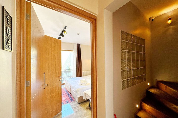 Hotel Interior 82 of 99