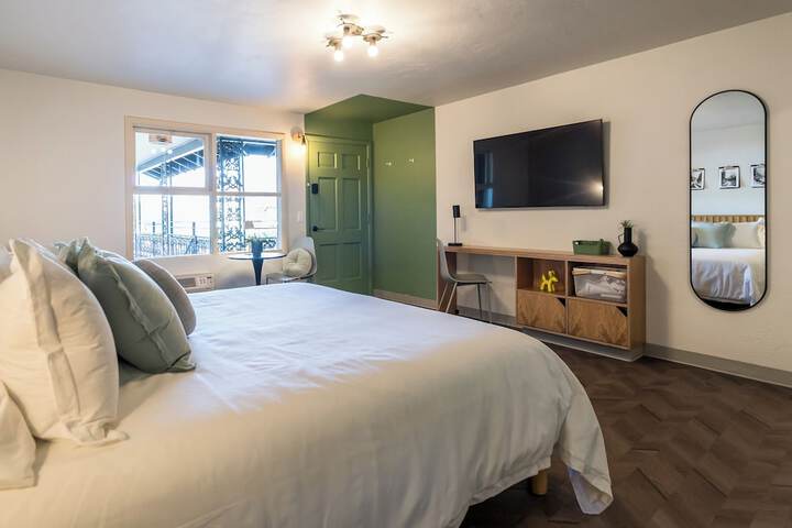 Room 14 of 20
