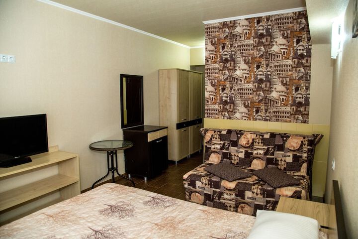 Room 44 of 95