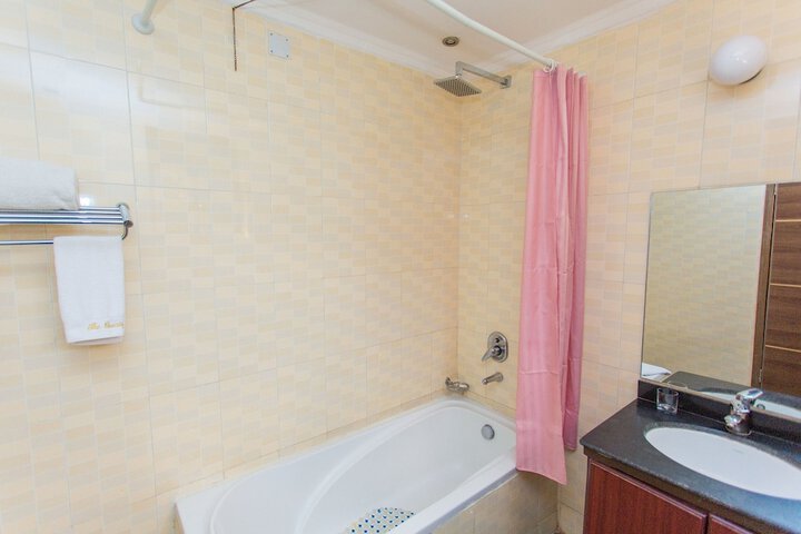 Room 14 of 22